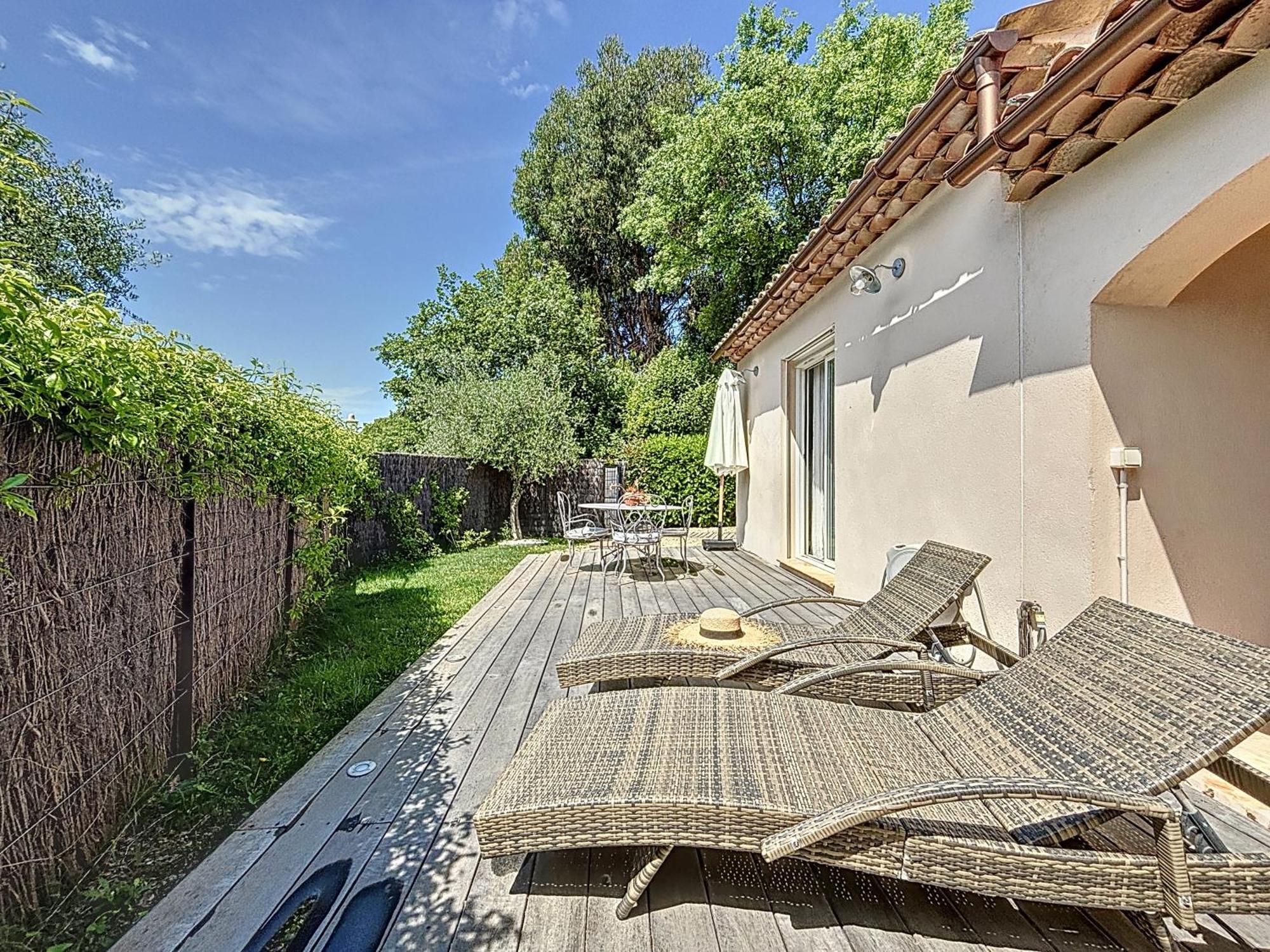Villa "L'Emeraude - Maison D'Hotes - Jardin Et Parking Prives - Valbonne Exterior photo